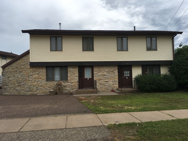 Photo - 2619 Henry Ave Unidad 2619 Henry Ave