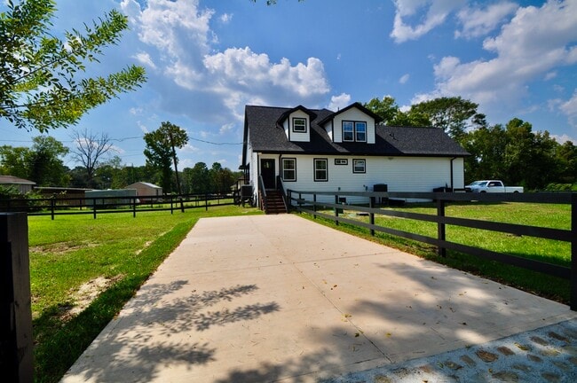 Photo - 111 Big Deer Dr