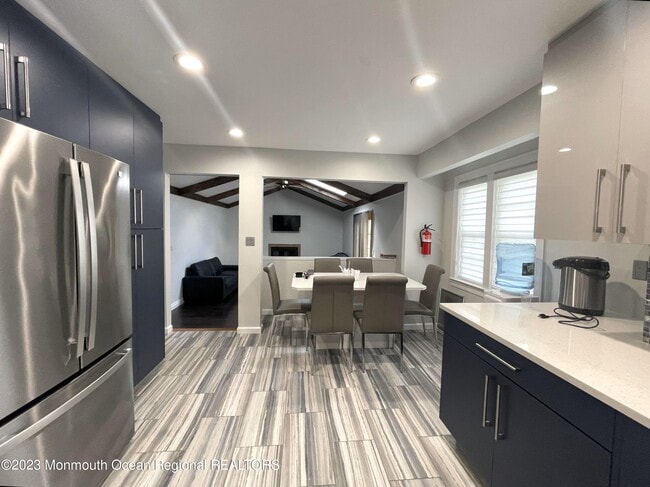 Photo - 87 Cooper Ave