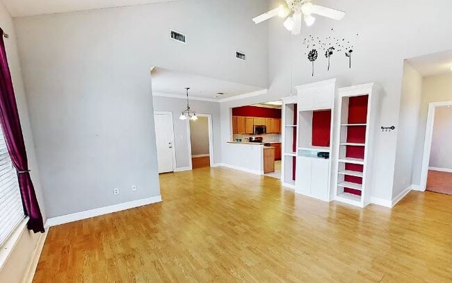 801 Luther St W Unidad 801 Luther St. W #308