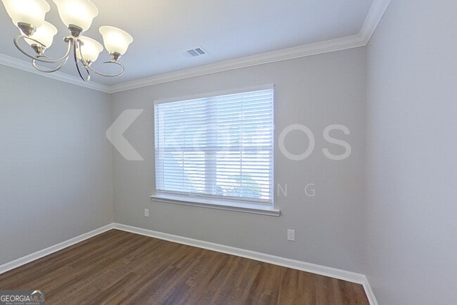 Photo - 203 Western Red Cedar Dr