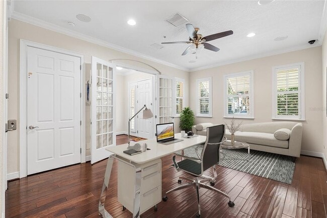 Photo - 6002 Printery St