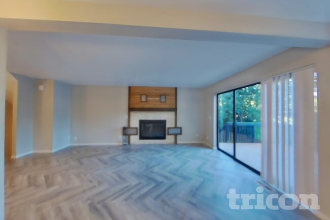 Photo - 2108 E Phinney Bay Dr