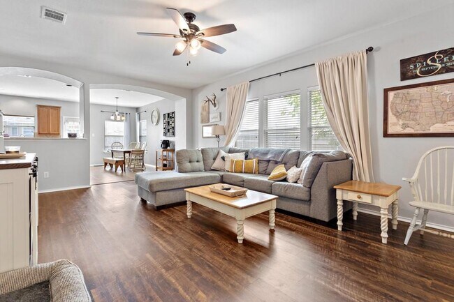 Photo - 2009 Blewett Dr