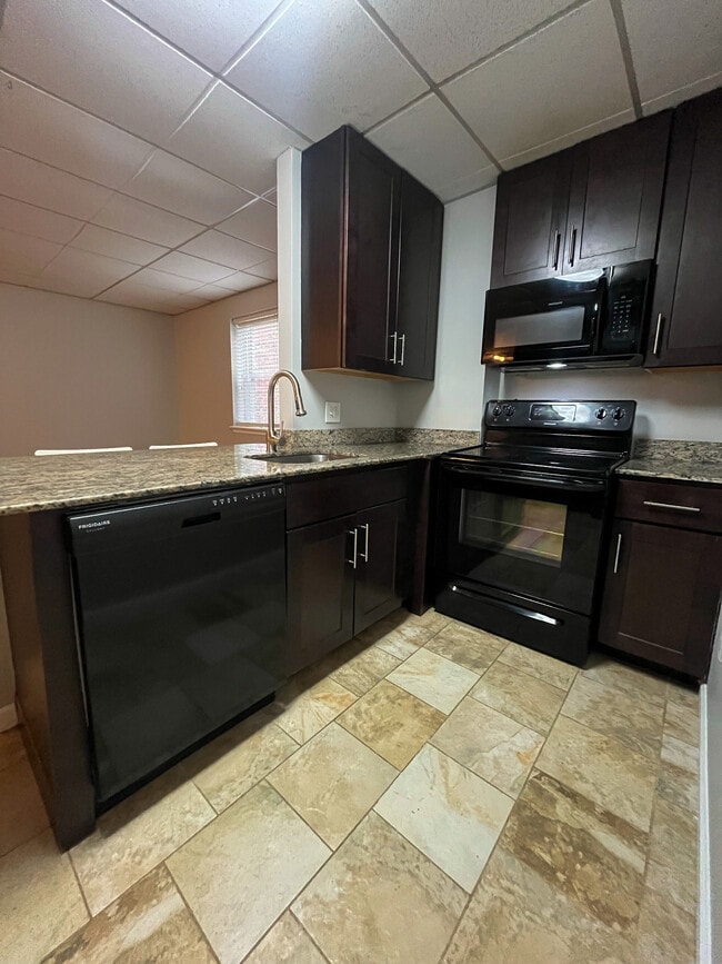 Building Photo - The Piazza at Jenkintown Rental