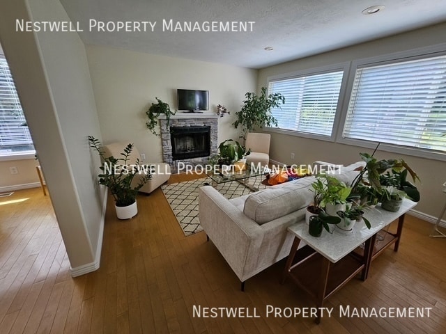 Building Photo - 1262 Carston Ct Rental