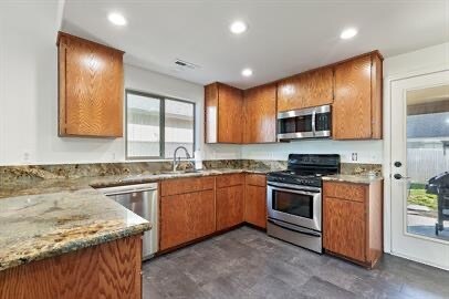 Photo - 606 Karic Way House