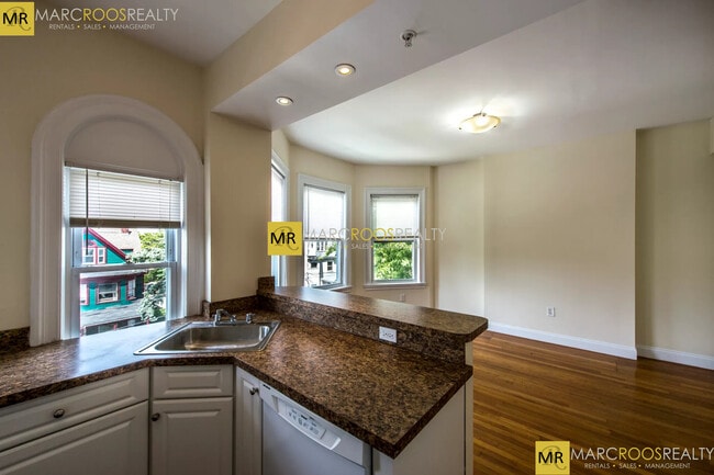 Photo - 41 Ashford St Condo Unit #4
