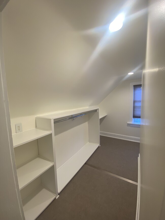 Walk in closet - 220 Hayward Pl Apartamentos Unidad Floor 2