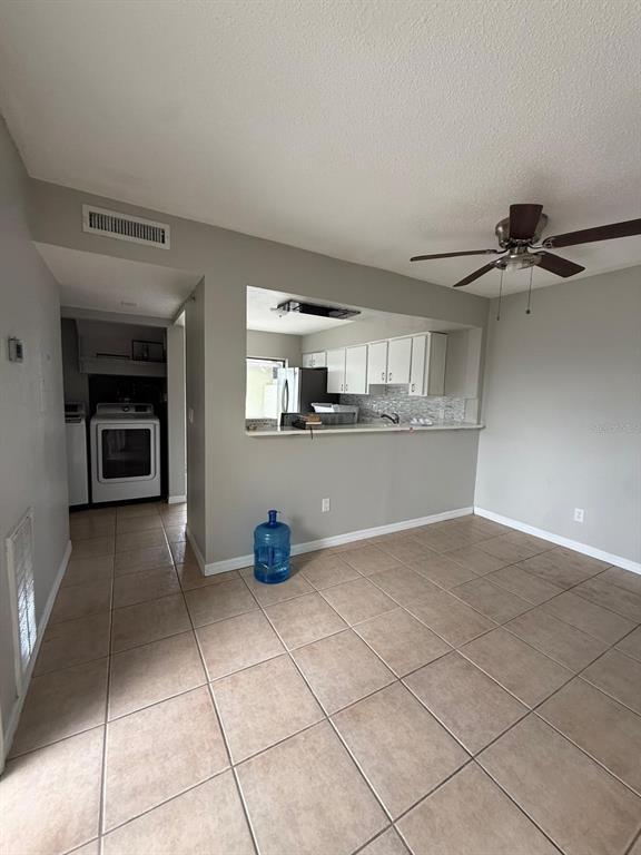 Photo - 5104 Springwater Ct
