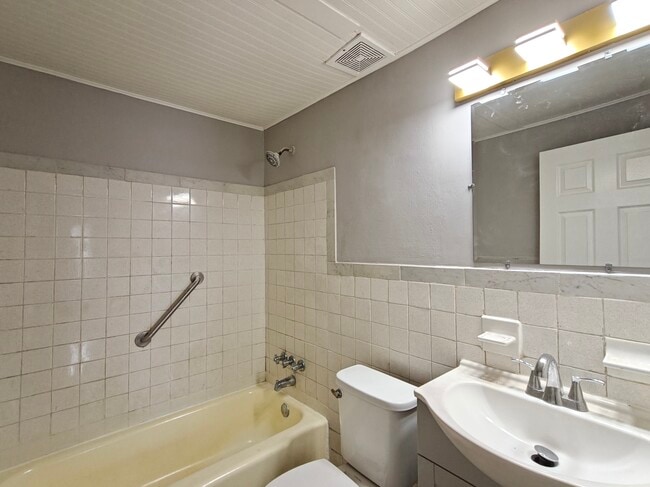 7131 Marshall Rd Unit A1