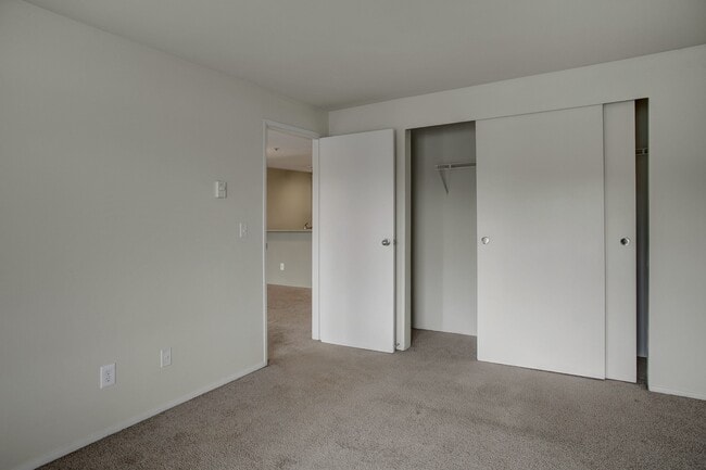 Photo - St. James Tower