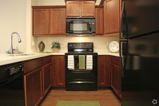 2BR, 2.5BA - 1386 SF