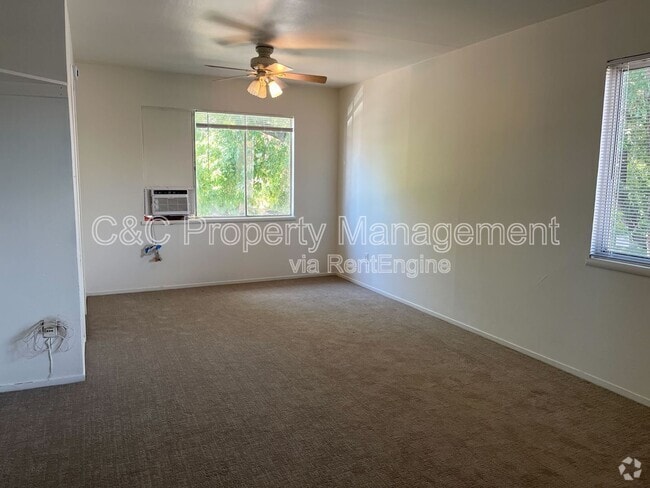 Building Photo - 2766 Argyll Ave Unit B Rental