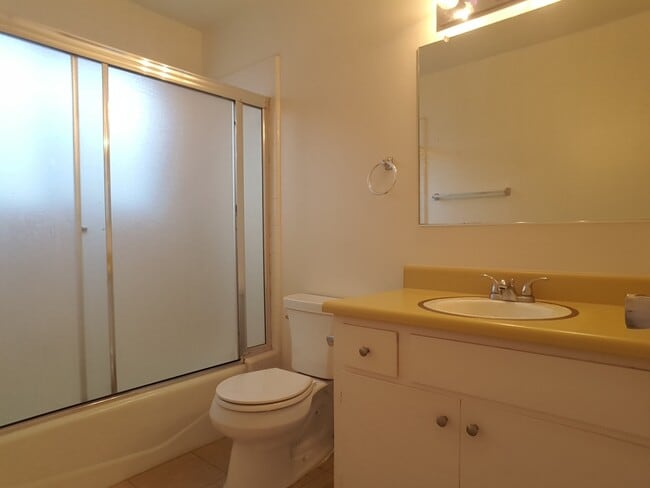 Photo - Montclair Dr., Modesto, Calif. Unit 1618 Montclair Dr., Modesto, Calif.