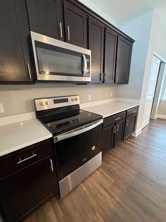 Photo - Beautiful Townhome in Washington! - 3 Bedroom