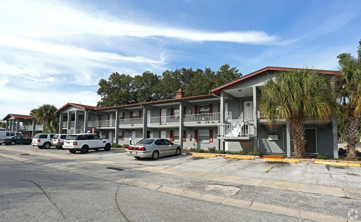 Royal Orleans Apartments - Royal Orleans Apartments