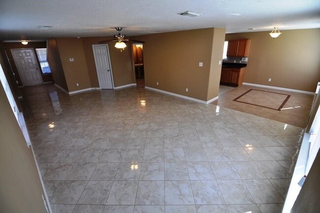 Photo - 21935 Hemlock Park Dr