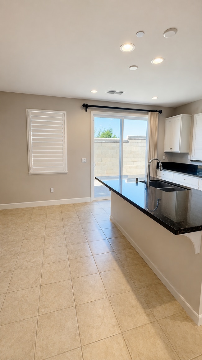 Photo - 2072 Parsons Dr