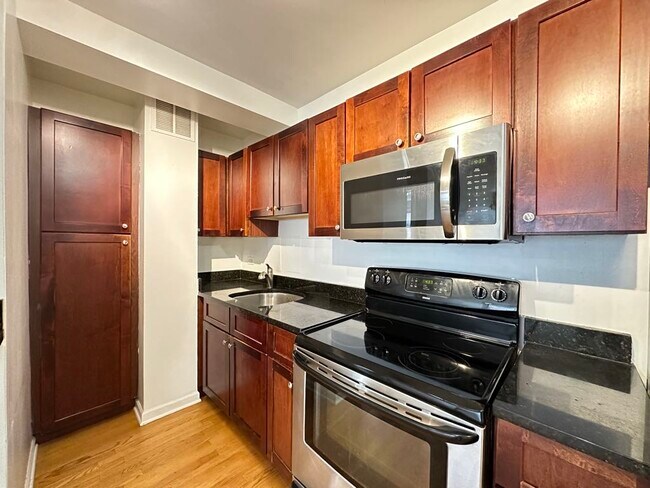 Photo - 4180 N Marine Dr Unit 3061