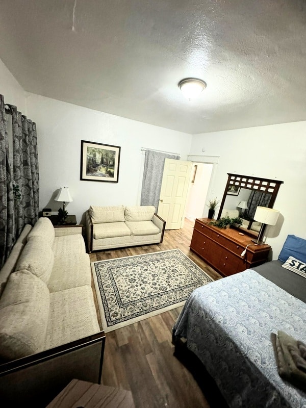 Building Photo - 7370 Pasadena Blvd Unit #4 Rental