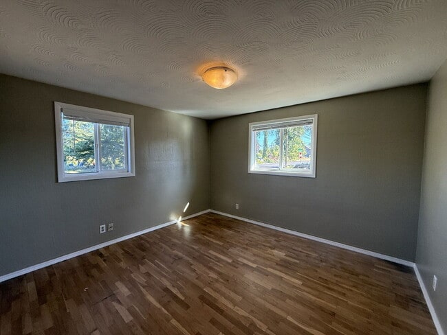 Photo - 1186 M St