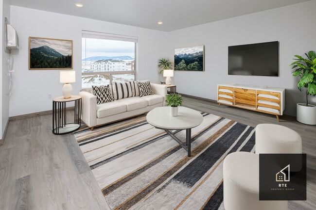 Boulder Creek Apartments