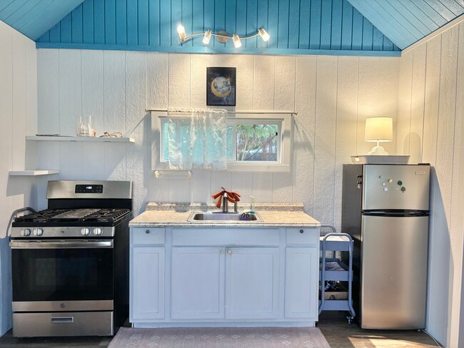 11-3244 Anuhea St