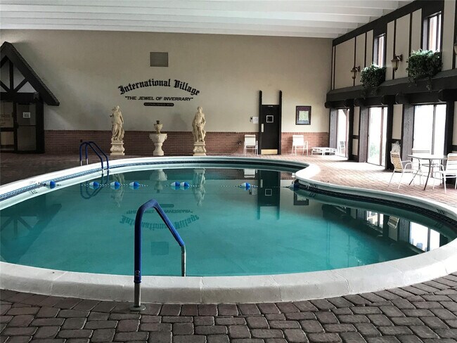 Photo - 3710 Inverrary Dr Unit 2u