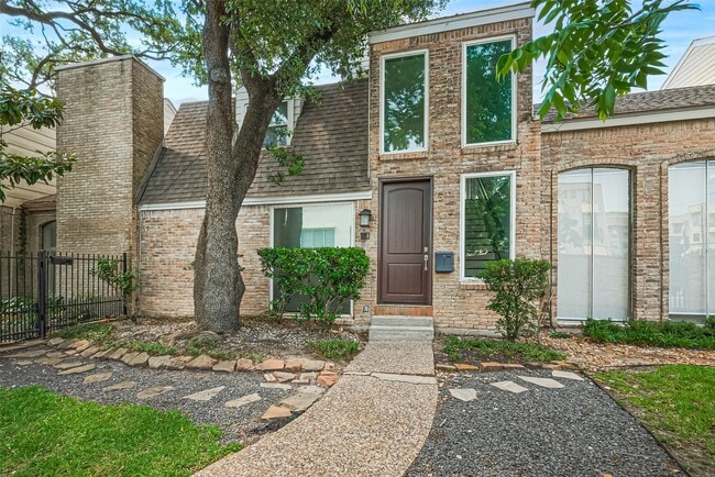 Building Photo - 4305 Westheimer Rd Rental