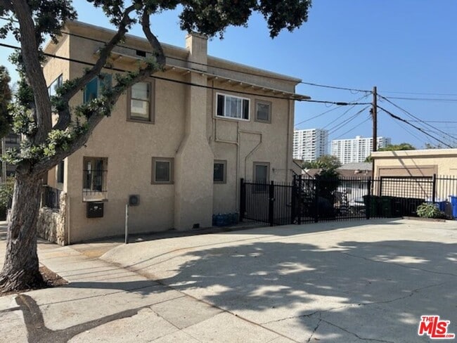 Photo - 237 Marine St Unit C