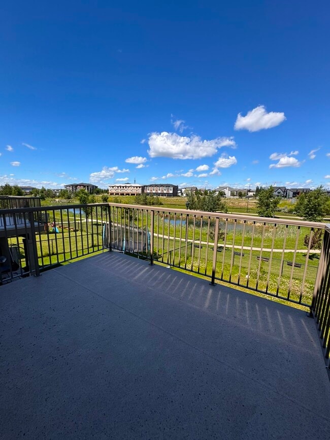 Photo - 6664 Cardinal Rd SW