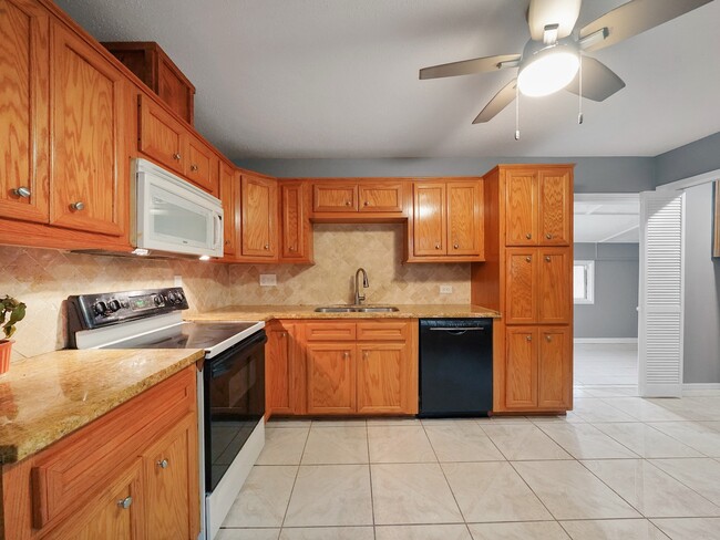 Photo - 15522 Winter Briar Dr