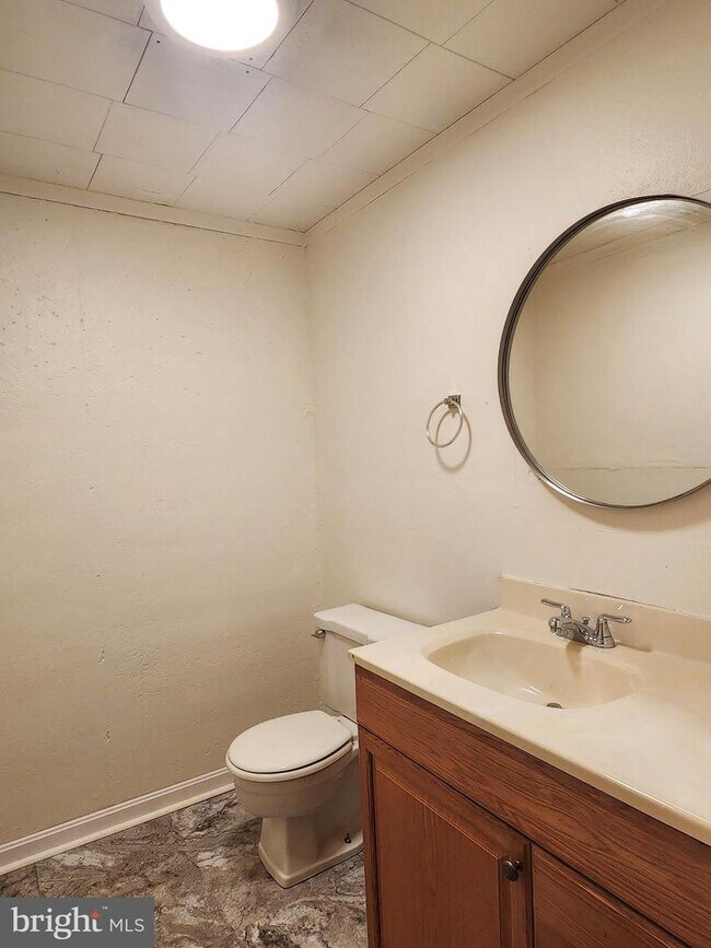 13843 Tabiona Dr Townhome Townhome Rental in Silver Spring MD