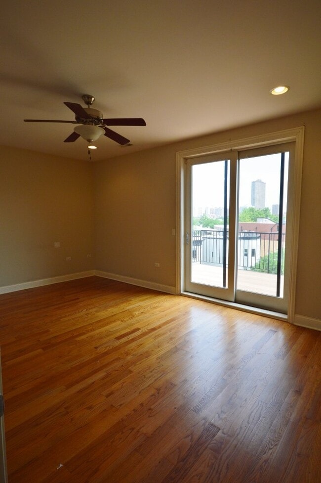 Photo - 3355 N Clark St Unit 2N