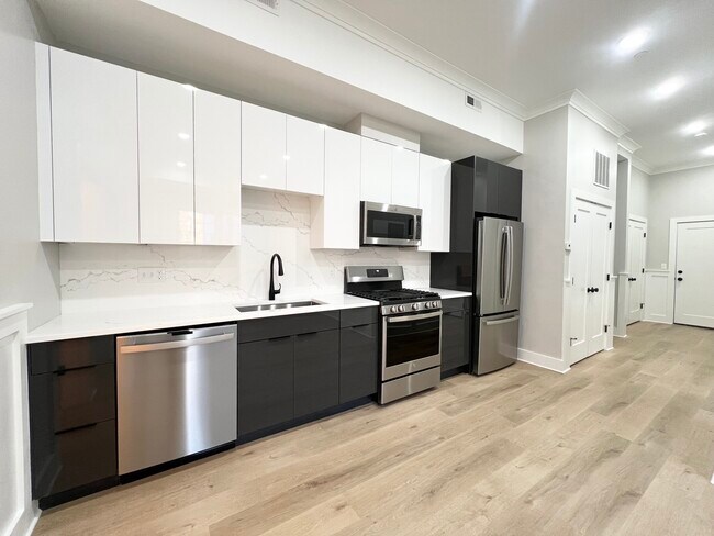 Photo - 115 Thurston St