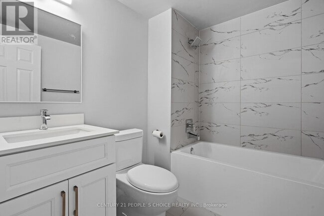 Photo - 72 Main St E Unit 107