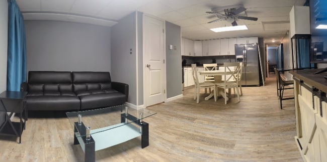 Photo - 39 Queen St Unit 1st Floor