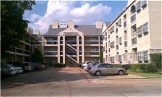 Photo - 4800 W Lovers Ln Condo Unit 112