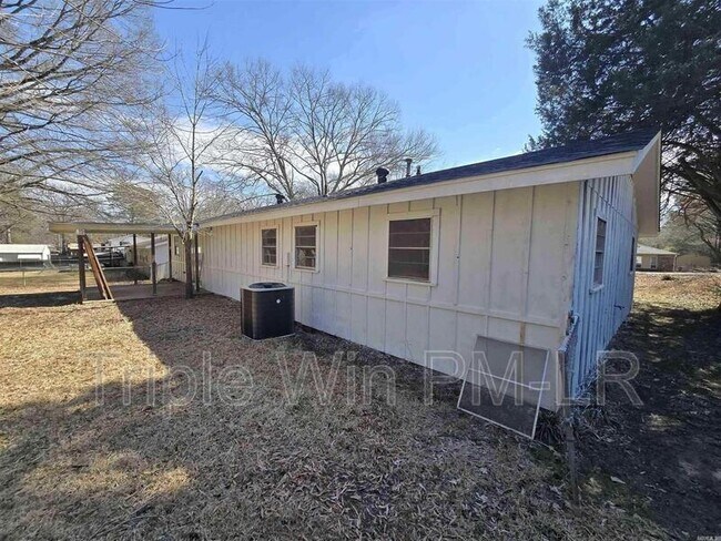 Photo - 501 Bristol Dr