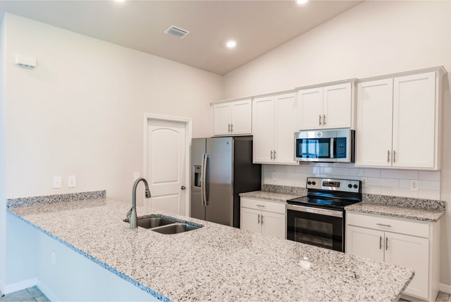 Photo - READY TO RENT! 4 Bed 2 Bath in Gator Circle!