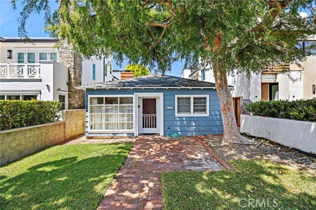 619 Narcissus Ave
