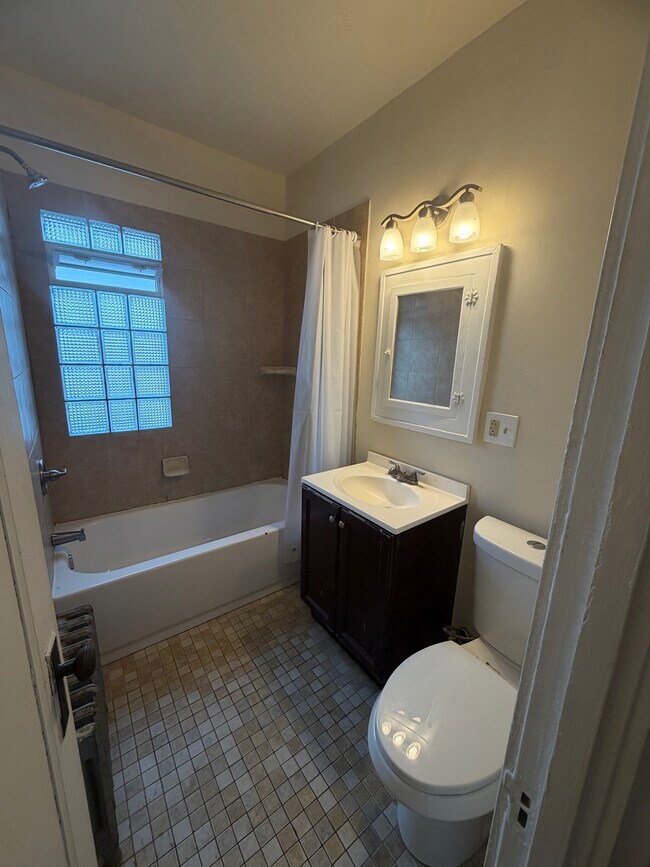 Photo - 1376 W 112th St Unit 304