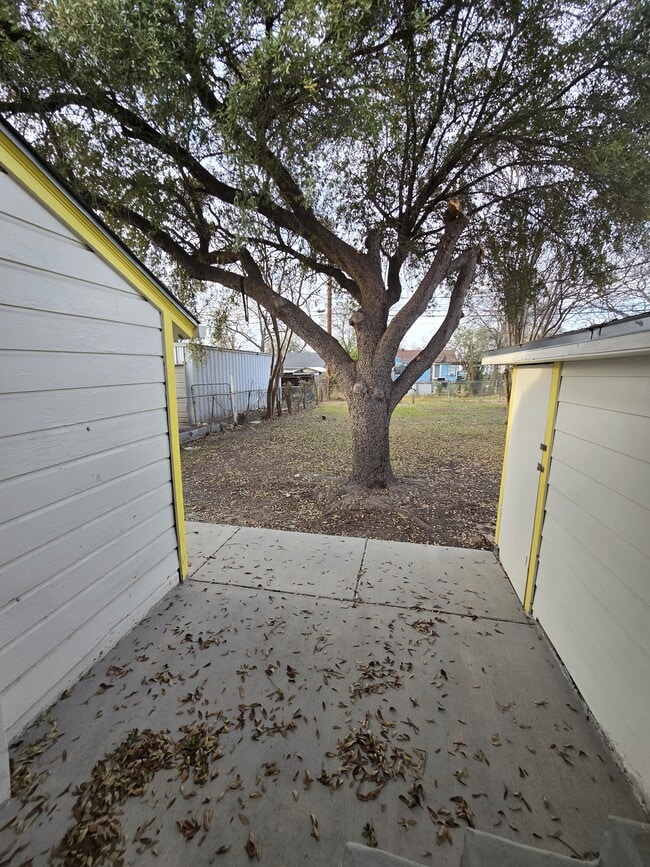 Photo - 809 Elmwood Dr