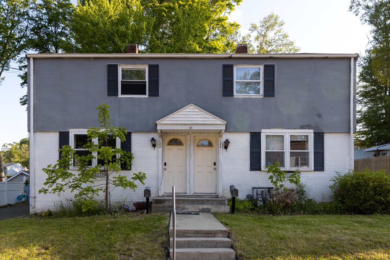 Photo - 124 Pennsylvania Ave (New Britain, CT)