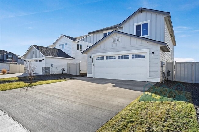 Photo - 3891 N Chelmsford Ave
