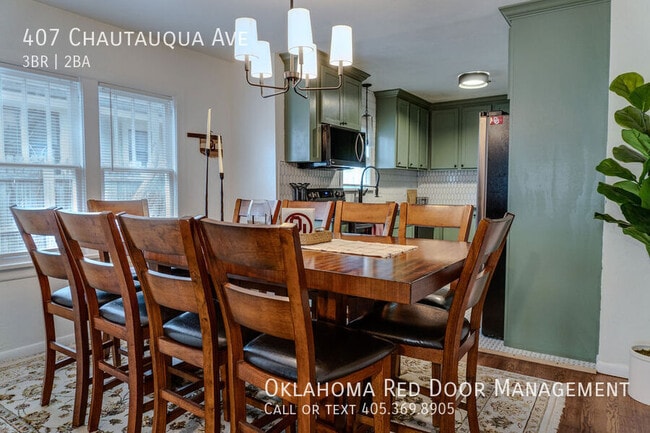 Photo - 407 Chautauqua Ave