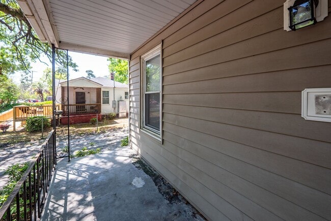 Photo - 3 Bedroom, 1 Bathroom Home in Dorchester Terrace - North Charleston