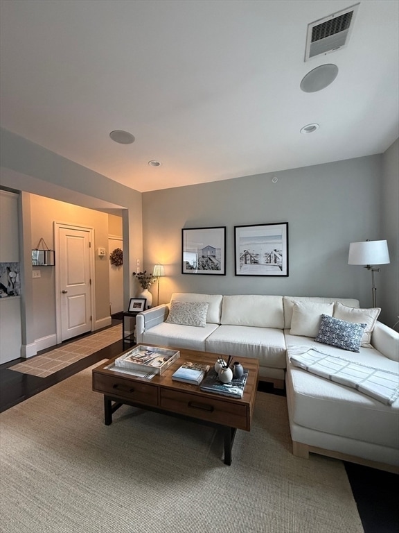 Photo - 332 Ashmont St