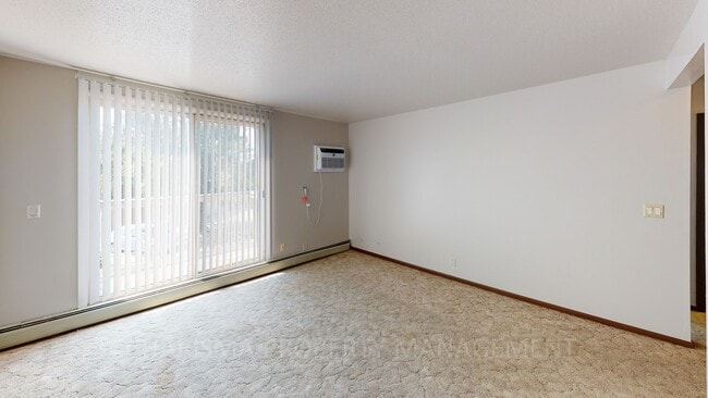 Photo - Cedar House Apartments